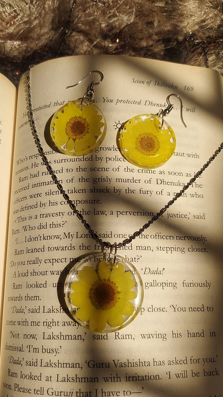 Crystal Petal Necklace & Earring Set