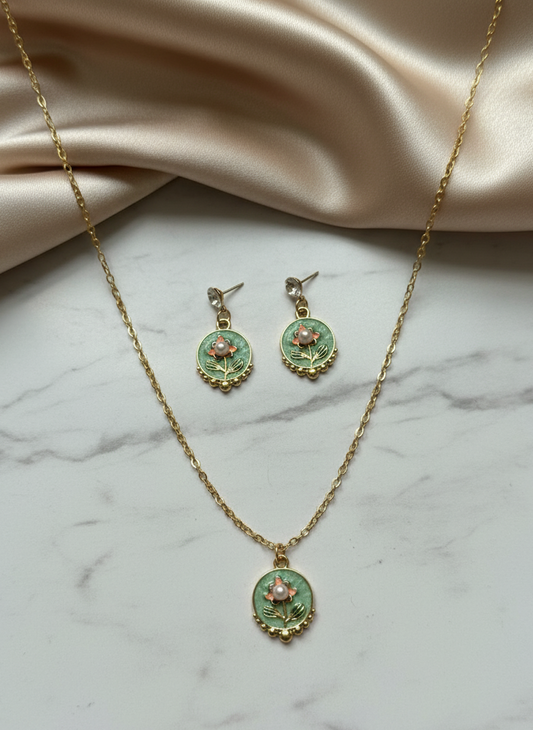 anti tarnish pendant set with earring